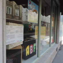 

<!-- THEME DEBUG -->
<!-- THEME HOOK: 'field' -->
<!-- FILE NAME SUGGESTIONS:
   ▪️ field--node--title--gallery.html.twig
   ✅ field--node--title.html.twig
   ▪️ field--node--gallery.html.twig
   ▪️ field--title.html.twig
   ▪️ field--string.html.twig
   ▪️ field.html.twig
-->
<!-- 💡 BEGIN CUSTOM TEMPLATE OUTPUT from 'themes/custom/tw/templates/field/field--node--title.html.twig' -->
<span class=