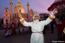 

<!-- THEME DEBUG -->
<!-- THEME HOOK: 'field' -->
<!-- FILE NAME SUGGESTIONS:
   ▪️ field--node--title--gallery.html.twig
   ✅ field--node--title.html.twig
   ▪️ field--node--gallery.html.twig
   ▪️ field--title.html.twig
   ▪️ field--string.html.twig
   ▪️ field.html.twig
-->
<!-- 💡 BEGIN CUSTOM TEMPLATE OUTPUT from 'themes/custom/tw/templates/field/field--node--title.html.twig' -->
<span class=