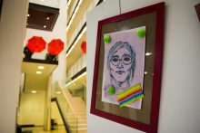 

<!-- THEME DEBUG -->
<!-- THEME HOOK: 'field' -->
<!-- FILE NAME SUGGESTIONS:
   ▪️ field--node--title--gallery.html.twig
   ✅ field--node--title.html.twig
   ▪️ field--node--gallery.html.twig
   ▪️ field--title.html.twig
   ▪️ field--string.html.twig
   ▪️ field.html.twig
-->
<!-- 💡 BEGIN CUSTOM TEMPLATE OUTPUT from 'themes/custom/tw/templates/field/field--node--title.html.twig' -->
<span class=