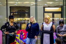 

<!-- THEME DEBUG -->
<!-- THEME HOOK: 'field' -->
<!-- FILE NAME SUGGESTIONS:
   ▪️ field--node--title--gallery.html.twig
   ✅ field--node--title.html.twig
   ▪️ field--node--gallery.html.twig
   ▪️ field--title.html.twig
   ▪️ field--string.html.twig
   ▪️ field.html.twig
-->
<!-- 💡 BEGIN CUSTOM TEMPLATE OUTPUT from 'themes/custom/tw/templates/field/field--node--title.html.twig' -->
<span class=