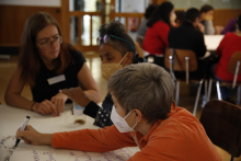 Workshop 1: Care-Arbeiter_innen und Verbündete weben eine neue Welt (World-Café)