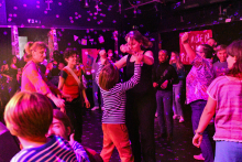 

<!-- THEME DEBUG -->
<!-- THEME HOOK: 'field' -->
<!-- FILE NAME SUGGESTIONS:
   ▪️ field--node--title--gallery.html.twig
   ✅ field--node--title.html.twig
   ▪️ field--node--gallery.html.twig
   ▪️ field--title.html.twig
   ▪️ field--string.html.twig
   ▪️ field.html.twig
-->
<!-- 💡 BEGIN CUSTOM TEMPLATE OUTPUT from 'themes/custom/tw/templates/field/field--node--title.html.twig' -->
<span class=