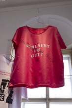 

<!-- THEME DEBUG -->
<!-- THEME HOOK: 'field' -->
<!-- FILE NAME SUGGESTIONS:
   ▪️ field--node--title--gallery.html.twig
   ✅ field--node--title.html.twig
   ▪️ field--node--gallery.html.twig
   ▪️ field--title.html.twig
   ▪️ field--string.html.twig
   ▪️ field.html.twig
-->
<!-- 💡 BEGIN CUSTOM TEMPLATE OUTPUT from 'themes/custom/tw/templates/field/field--node--title.html.twig' -->
<span class=