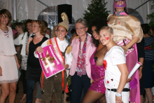 

<!-- THEME DEBUG -->
<!-- THEME HOOK: 'field' -->
<!-- FILE NAME SUGGESTIONS:
   ▪️ field--node--title--gallery.html.twig
   ✅ field--node--title.html.twig
   ▪️ field--node--gallery.html.twig
   ▪️ field--title.html.twig
   ▪️ field--string.html.twig
   ▪️ field.html.twig
-->
<!-- 💡 BEGIN CUSTOM TEMPLATE OUTPUT from 'themes/custom/tw/templates/field/field--node--title.html.twig' -->
<span class=