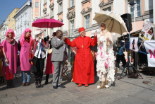 

<!-- THEME DEBUG -->
<!-- THEME HOOK: 'field' -->
<!-- FILE NAME SUGGESTIONS:
   ▪️ field--node--title--gallery.html.twig
   ✅ field--node--title.html.twig
   ▪️ field--node--gallery.html.twig
   ▪️ field--title.html.twig
   ▪️ field--string.html.twig
   ▪️ field.html.twig
-->
<!-- 💡 BEGIN CUSTOM TEMPLATE OUTPUT from 'themes/custom/tw/templates/field/field--node--title.html.twig' -->
<span class=