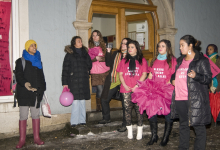 Demo Gruppe vor maiz Hofgasse