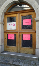 

<!-- THEME DEBUG -->
<!-- THEME HOOK: 'field' -->
<!-- FILE NAME SUGGESTIONS:
   ▪️ field--node--title--gallery.html.twig
   ✅ field--node--title.html.twig
   ▪️ field--node--gallery.html.twig
   ▪️ field--title.html.twig
   ▪️ field--string.html.twig
   ▪️ field.html.twig
-->
<!-- 💡 BEGIN CUSTOM TEMPLATE OUTPUT from 'themes/custom/tw/templates/field/field--node--title.html.twig' -->
<span class=