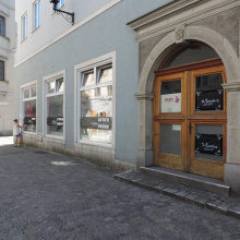 

<!-- THEME DEBUG -->
<!-- THEME HOOK: 'field' -->
<!-- FILE NAME SUGGESTIONS:
   ▪️ field--node--title--gallery.html.twig
   ✅ field--node--title.html.twig
   ▪️ field--node--gallery.html.twig
   ▪️ field--title.html.twig
   ▪️ field--string.html.twig
   ▪️ field.html.twig
-->
<!-- 💡 BEGIN CUSTOM TEMPLATE OUTPUT from 'themes/custom/tw/templates/field/field--node--title.html.twig' -->
<span class=