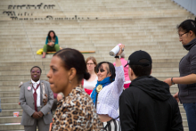 

<!-- THEME DEBUG -->
<!-- THEME HOOK: 'field' -->
<!-- FILE NAME SUGGESTIONS:
   ▪️ field--node--title--gallery.html.twig
   ✅ field--node--title.html.twig
   ▪️ field--node--gallery.html.twig
   ▪️ field--title.html.twig
   ▪️ field--string.html.twig
   ▪️ field.html.twig
-->
<!-- 💡 BEGIN CUSTOM TEMPLATE OUTPUT from 'themes/custom/tw/templates/field/field--node--title.html.twig' -->
<span class=