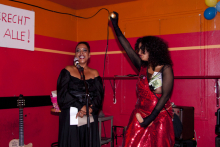 

<!-- THEME DEBUG -->
<!-- THEME HOOK: 'field' -->
<!-- FILE NAME SUGGESTIONS:
   ▪️ field--node--title--gallery.html.twig
   ✅ field--node--title.html.twig
   ▪️ field--node--gallery.html.twig
   ▪️ field--title.html.twig
   ▪️ field--string.html.twig
   ▪️ field.html.twig
-->
<!-- 💡 BEGIN CUSTOM TEMPLATE OUTPUT from 'themes/custom/tw/templates/field/field--node--title.html.twig' -->
<span class=