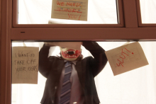 

<!-- THEME DEBUG -->
<!-- THEME HOOK: 'field' -->
<!-- FILE NAME SUGGESTIONS:
   ▪️ field--node--title--gallery.html.twig
   ✅ field--node--title.html.twig
   ▪️ field--node--gallery.html.twig
   ▪️ field--title.html.twig
   ▪️ field--string.html.twig
   ▪️ field.html.twig
-->
<!-- 💡 BEGIN CUSTOM TEMPLATE OUTPUT from 'themes/custom/tw/templates/field/field--node--title.html.twig' -->
<span class=