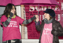 Demonstrative Schirme