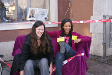 <p>Streiksofa bei maiz</p>
